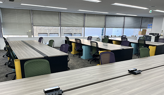 某物流会社事務所風景の画像