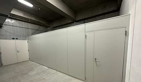 某工場内倉庫間仕切の画像